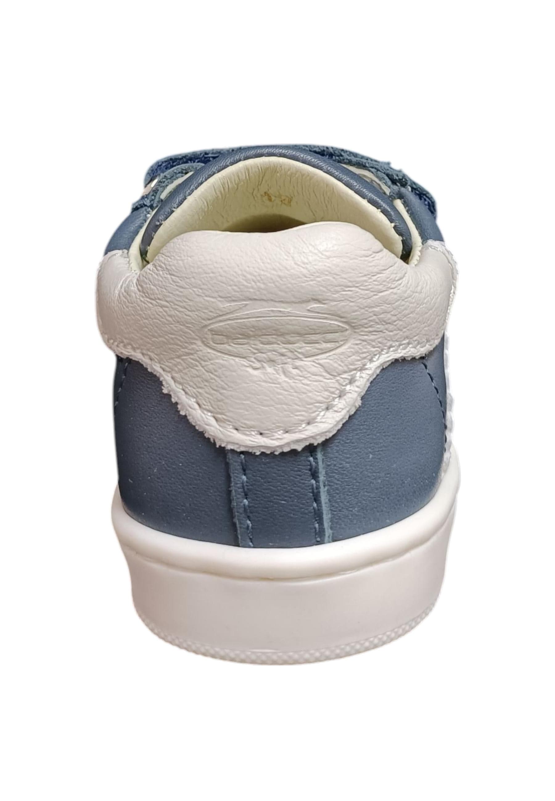 Sneakers primi passi bambino Balducci Cita blu bianco pelle - Freschezza marina con velcro in Ballerine Scarpetteria Gica - Trani, commercioVirtuoso.it