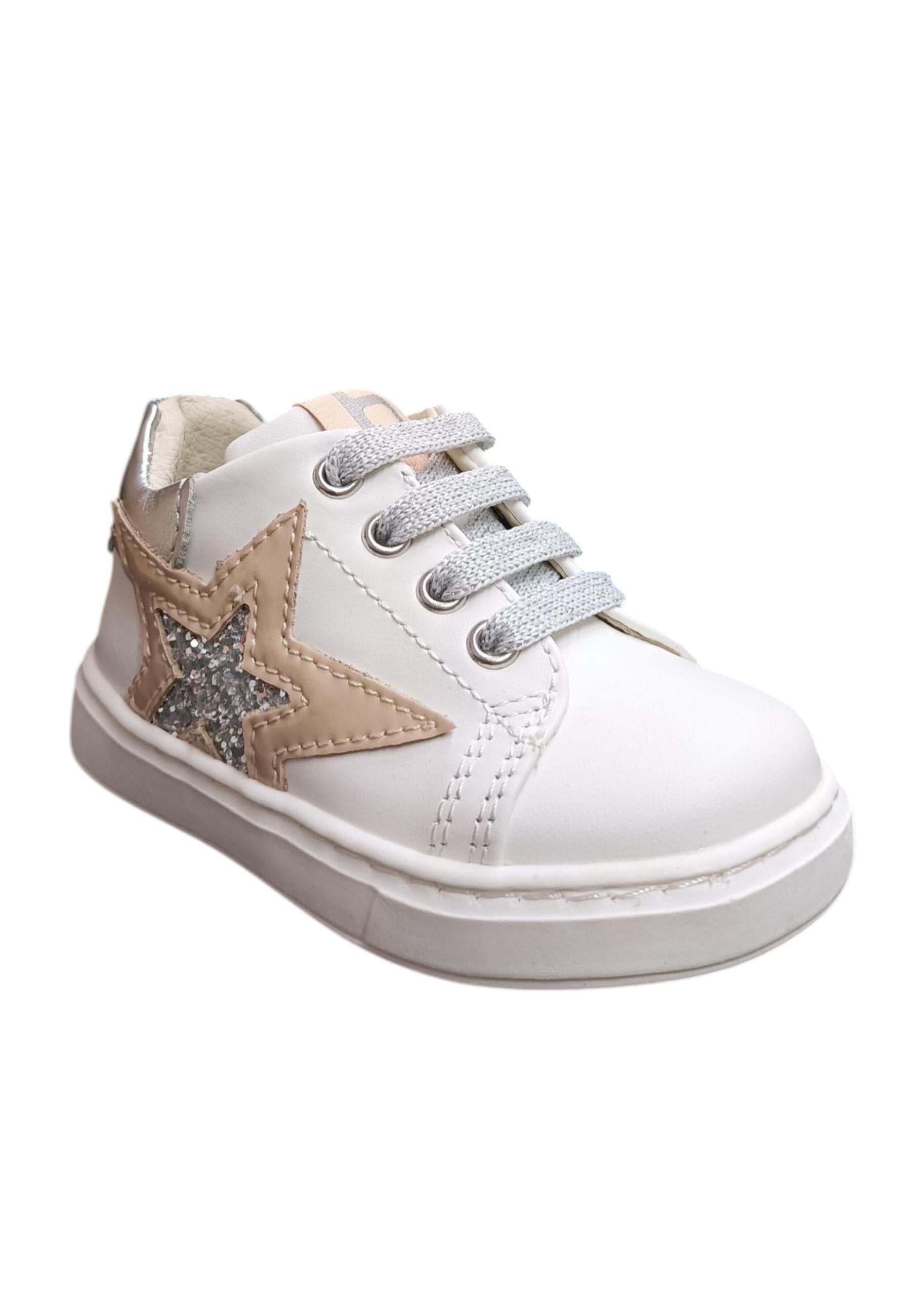 Sneakers primi passi bambina Balducci Cita bianco cipria pelle - Dolcezza romantica con lacci in Ballerine Scarpetteria Gica - Trani, commercioVirtuoso.it