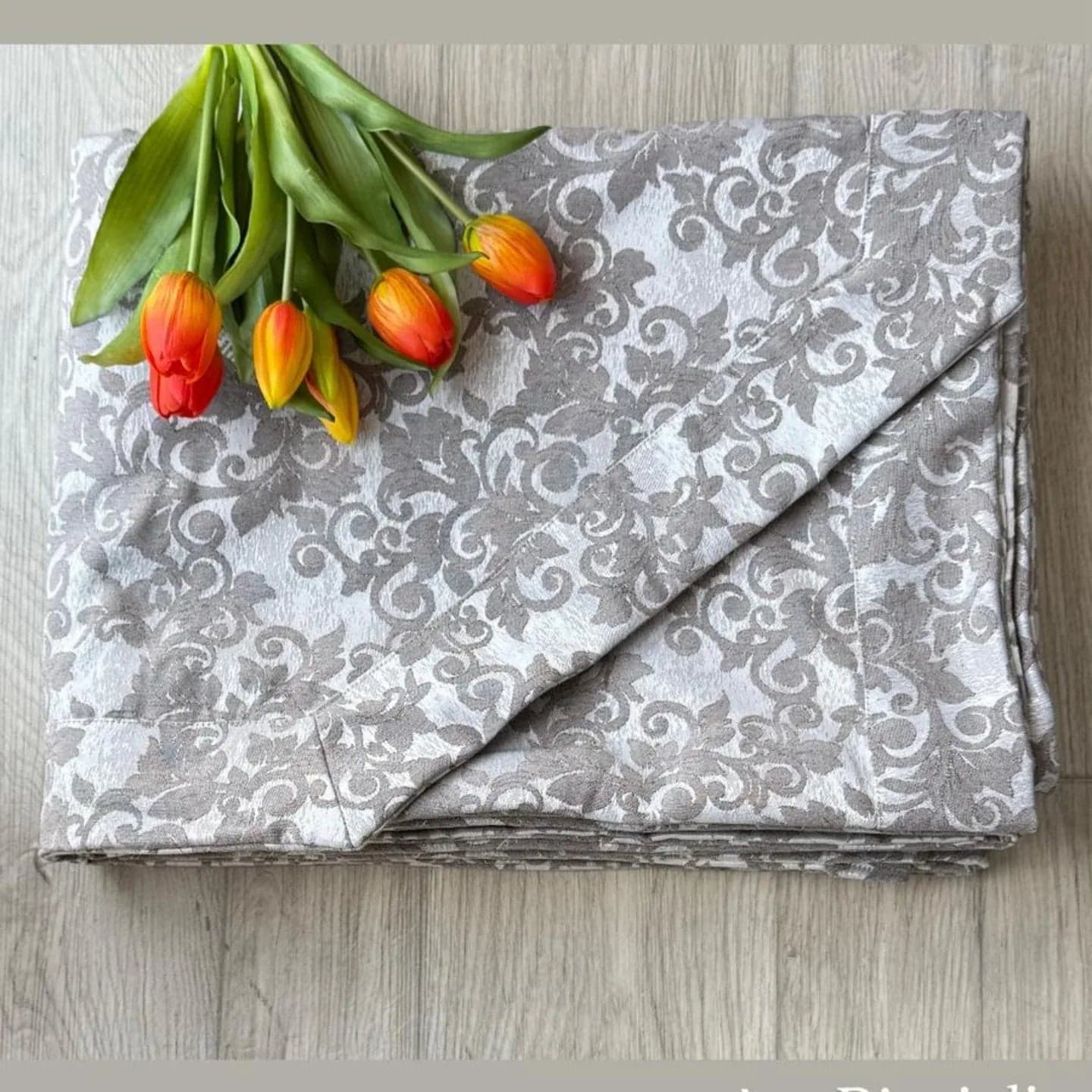 Copriletto Matrimoniale Alexander Tuscany Home Riccioli – Jacquard 260x260 cm in Lenzuola The King Luxury - San Marcellino, commercioVirtuoso.it