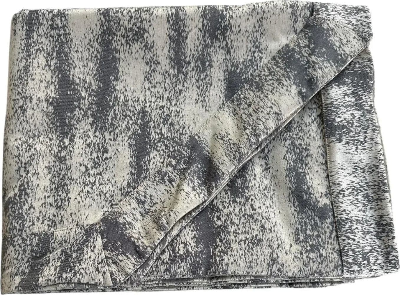 Copriletto Matrimoniale Alexander Tuscany Home Moiré – Jacquard 260x260 cm in Trapunte The King Luxury - San Marcellino, commercioVirtuoso.it