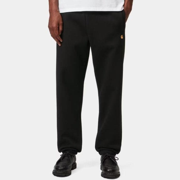 Pantalone Tuta Carhartt Chase Pant Blk Gold in Jeans Glad Store - Genova, commercioVirtuoso.it