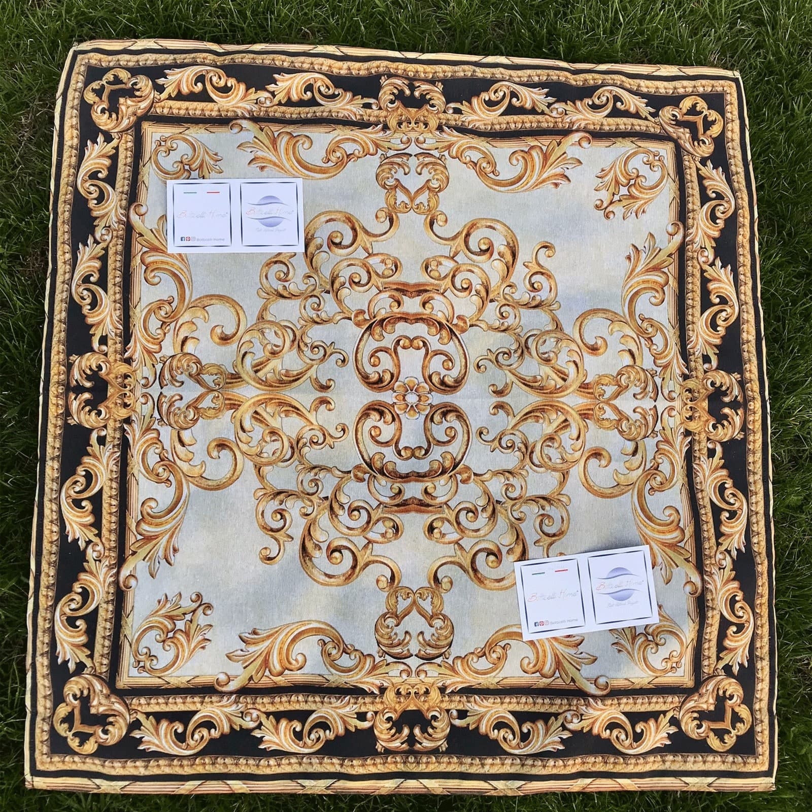 Centrotavola Pierre Cardin Belinda 90x90 cm