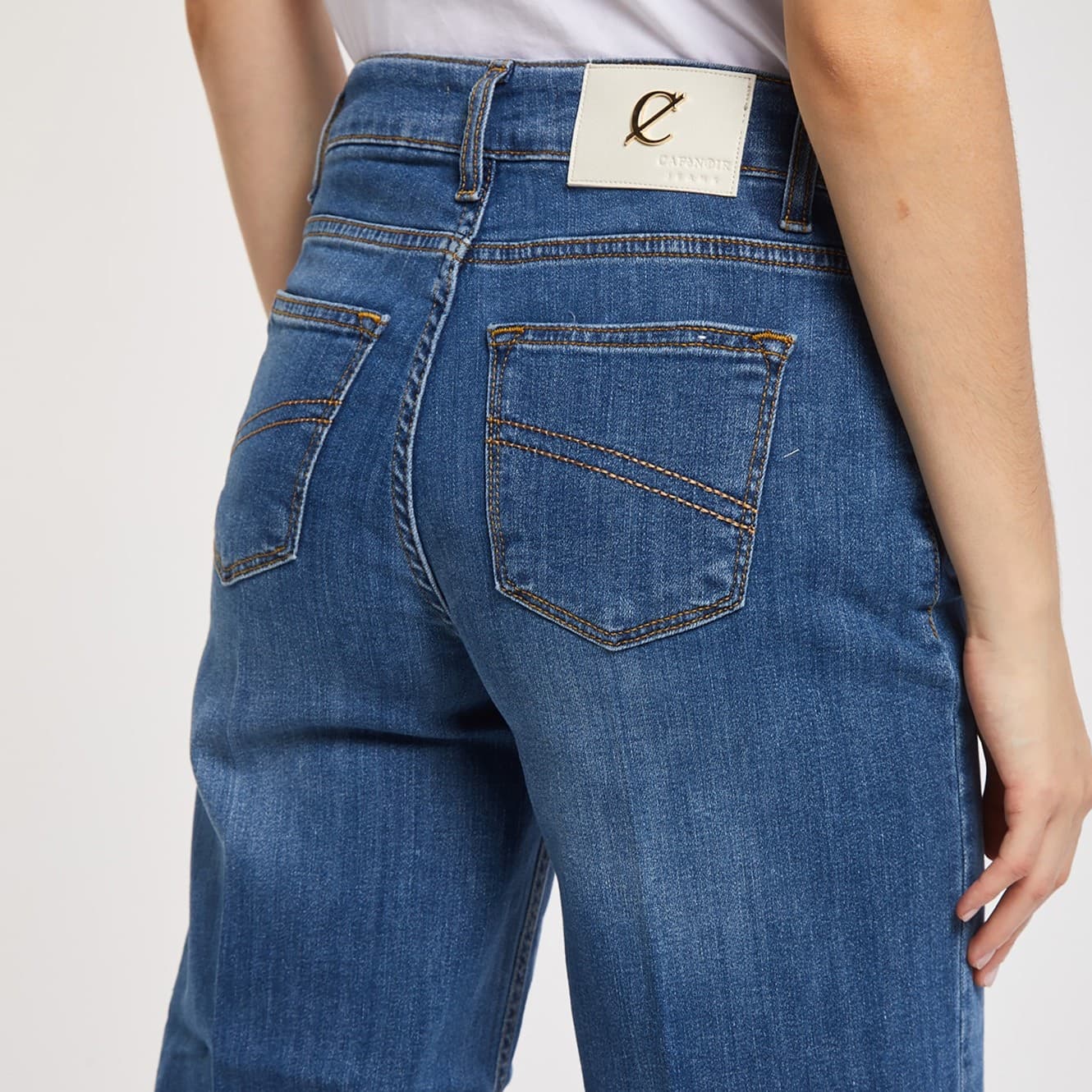 PANTALONE COULOTTE CON ORLO SFRANGIATO - 3