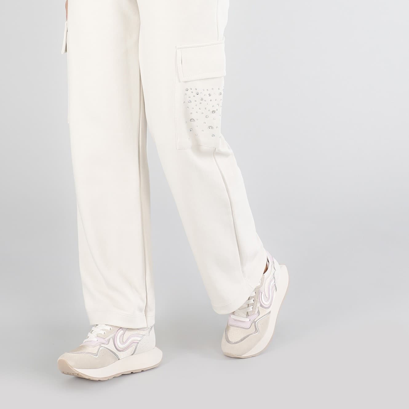 PANTALONE CARGO CON STRAS ALLE TASCHE - 2