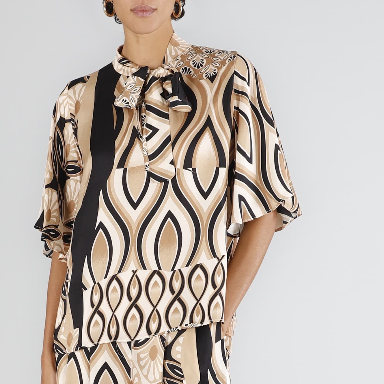 BLUSA CON FUSCIACCA AL COLLO SATIN STAMPATO - 3
