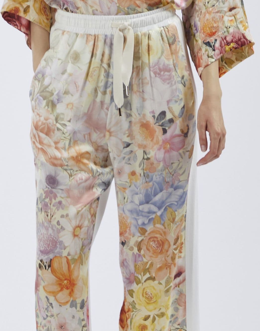 PANTALONE BIMATERIALE CON DAVANTI STAMPATO - 3