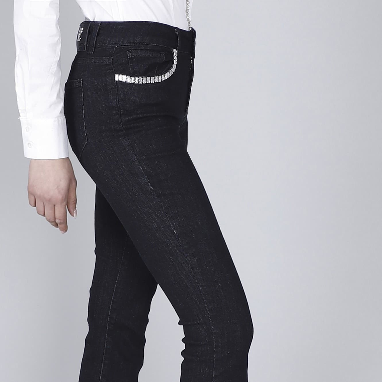 DENIM CROPPED FLARE CON STRAS ALLE TASCHE - 3