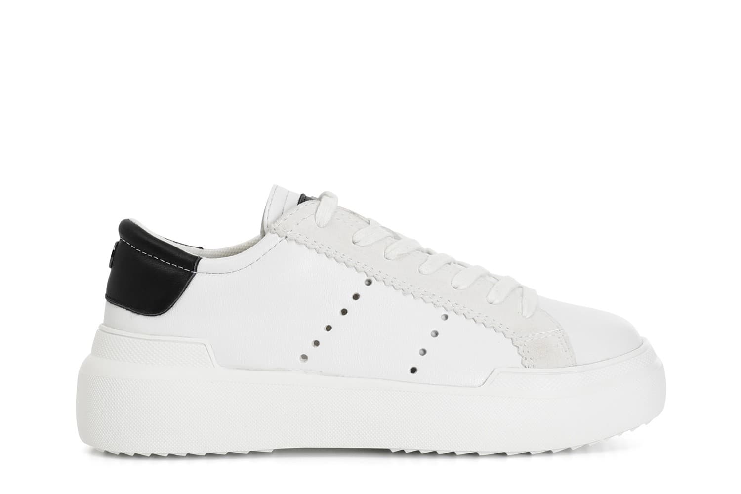 SNEAKERS ALLACCIATA - 17