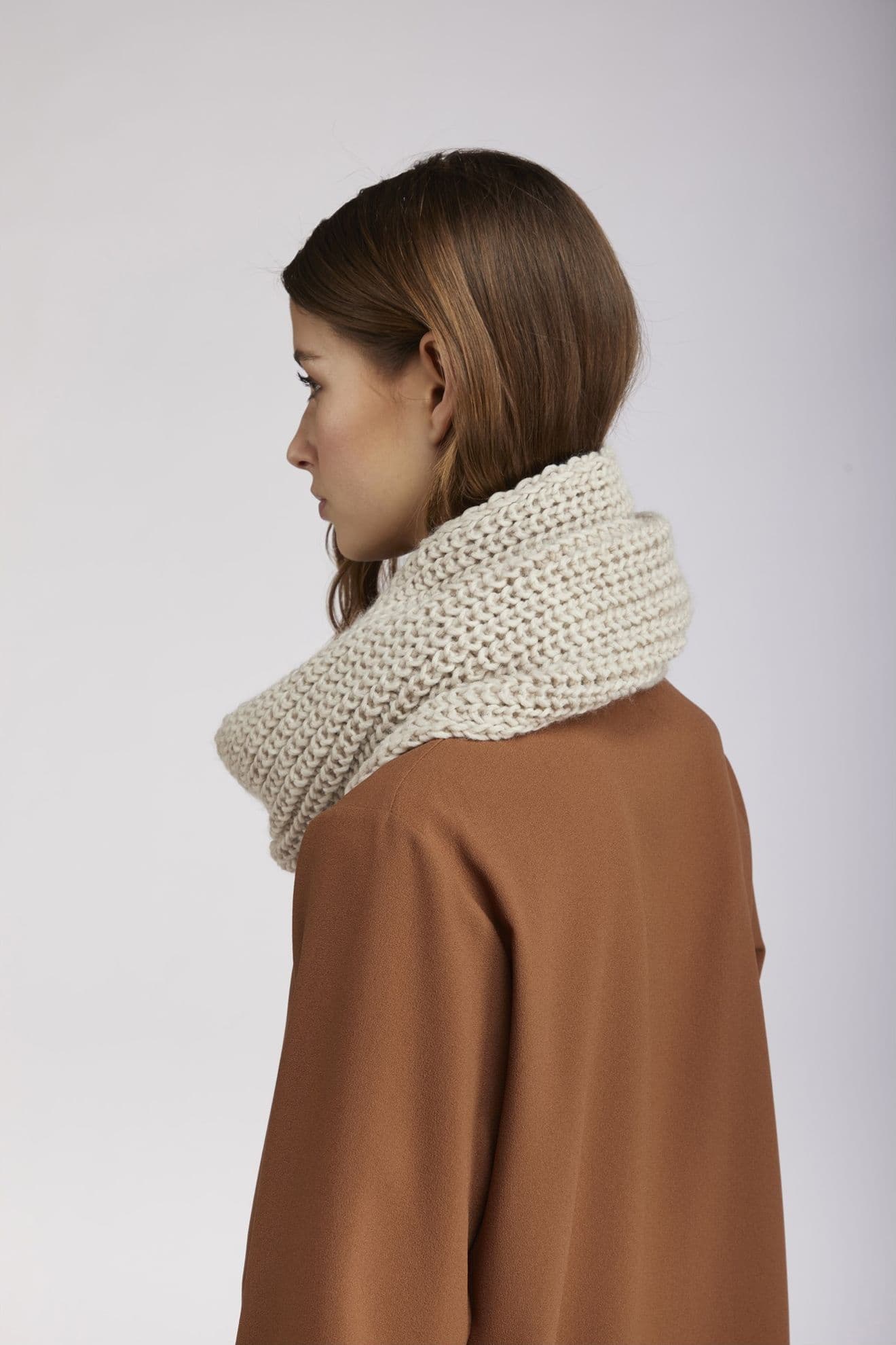 COLLO AD ANELLO - 9