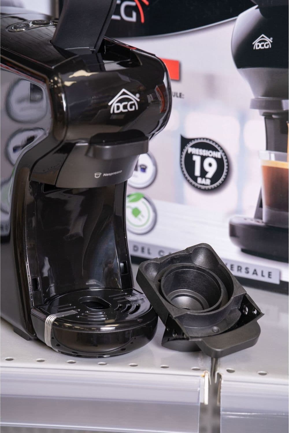 DCG ES6517 - Macchina Del Caffè Universale, serbatoio 0,6 Litri, 19 BAR, 1.450W - NERA+ Omaggio 15 Pz Cialde / Capsule - 9