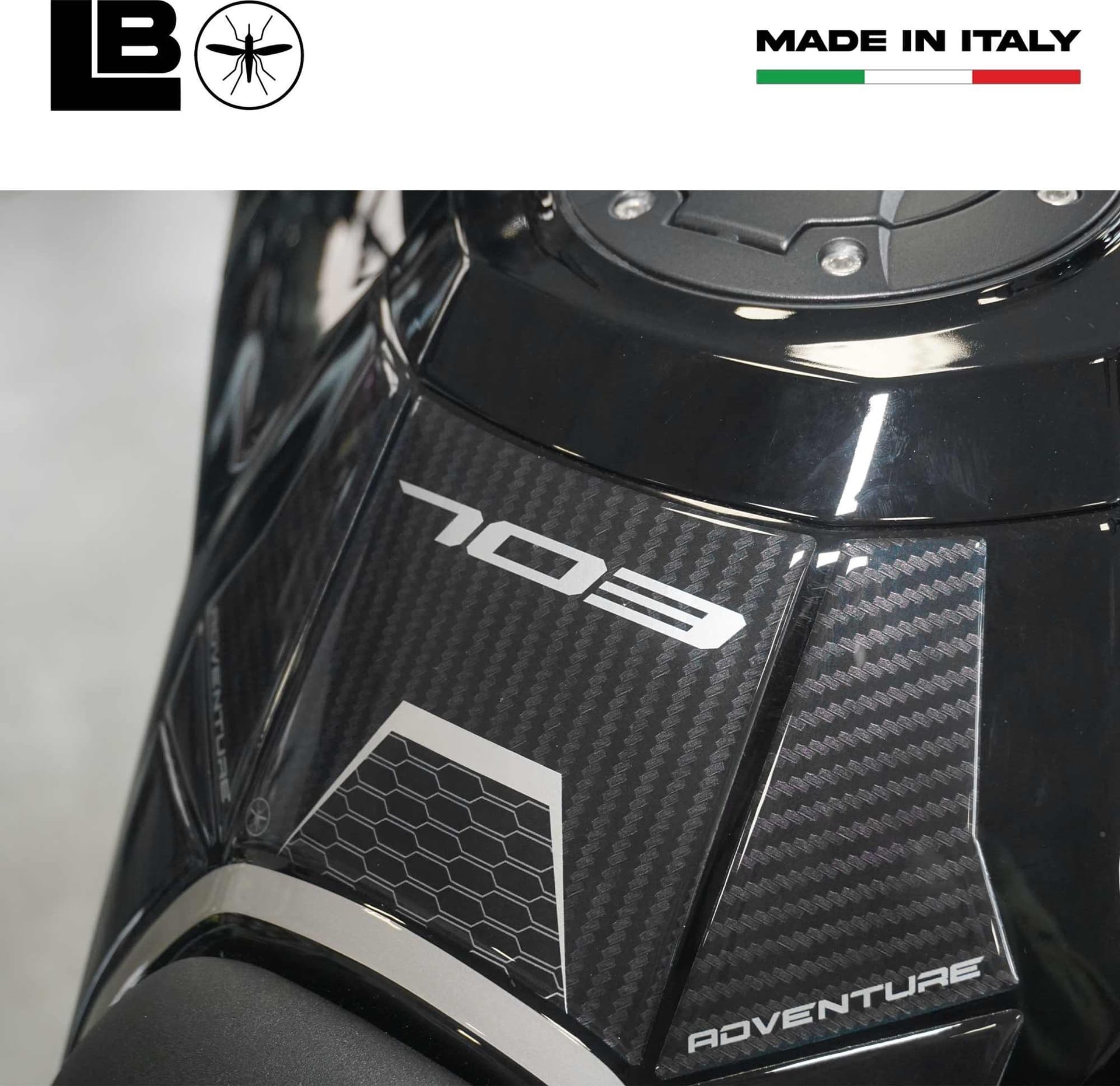 Adesivo Gel 3D Paraserbatoio Protezione moto compatibile con Zontes 703F 2025 in Paraserbatoio LabelBike - Bibbiano, commercioVirtuoso.it