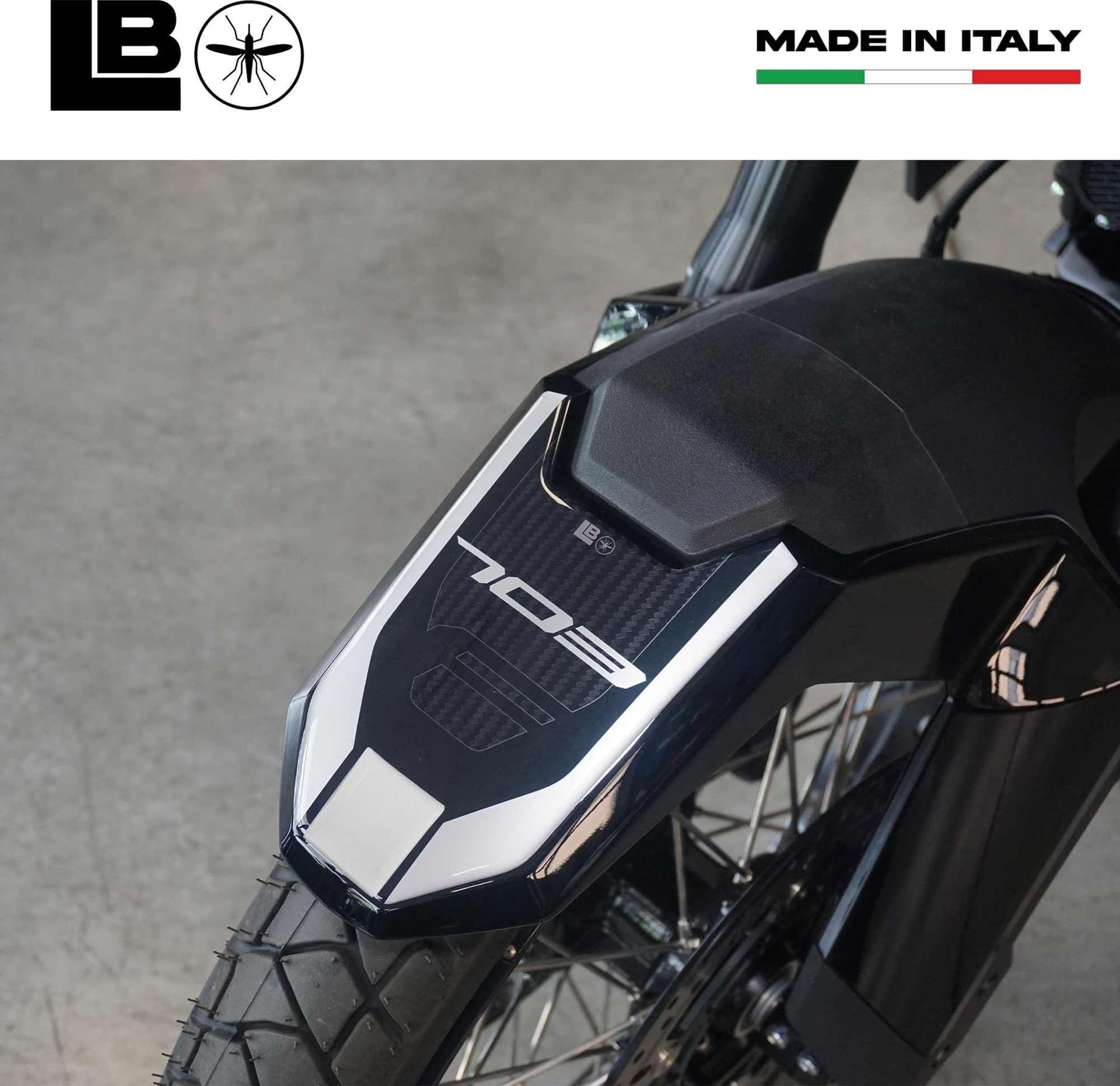 Adesivo 3D Protezione Parafango Centrale moto compatibile con Zontes 703F 2025 in Decalcomanie adesivi e magneti LabelBike - Bibbiano, commercioVirtuoso.it