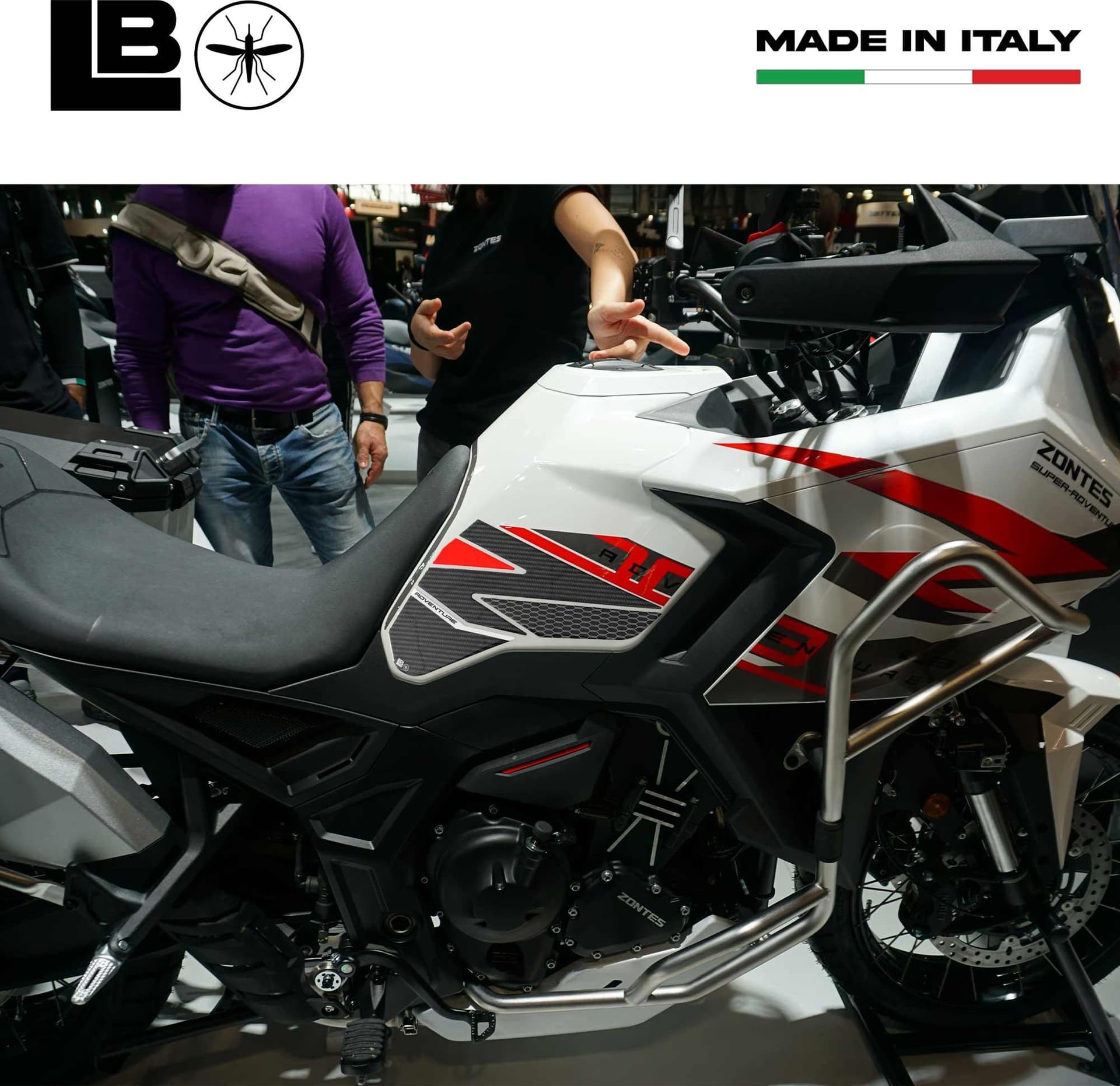 Adesivi 3D Protezioni Laterali Serbatoio moto compatibili con Zontes 703F 2025 in Decalcomanie adesivi e magneti LabelBike - Bibbiano, commercioVirtuoso.it
