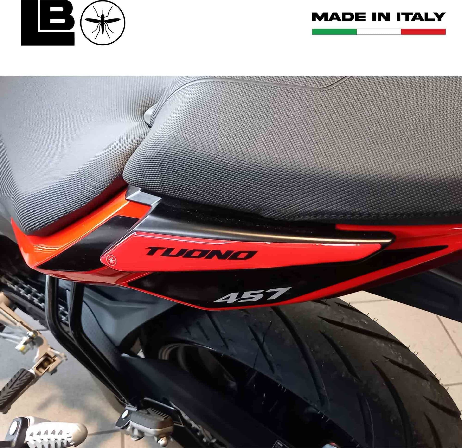 Adesivi Gel 3D Protezioni Maniglie moto compatibili con Aprilia Tuono 457 2025 in Decalcomanie adesivi e magneti LabelBike - Bibbiano, commercioVirtuoso.it