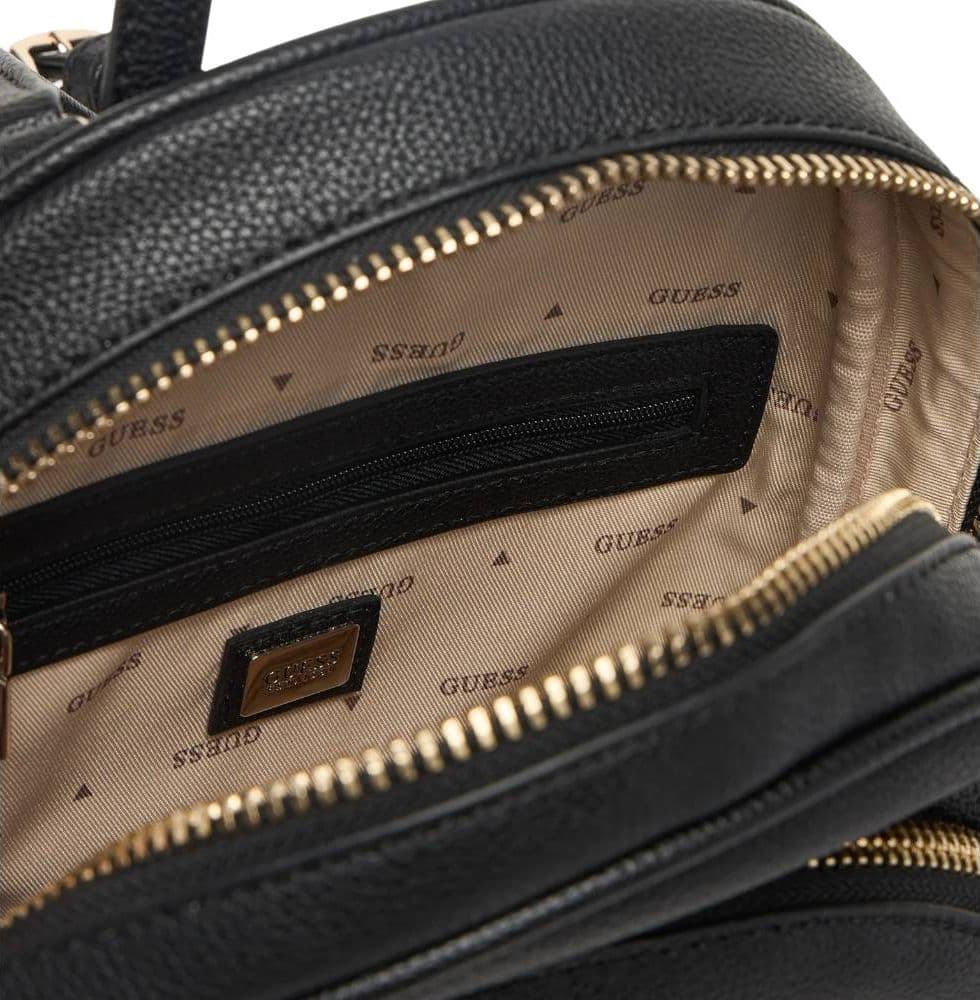 Guess zaino nero piccolo MANHATTAN HWBG7118320BLA in Zaini Casual Prodotti di Classe - Nocera Superiore, commercioVirtuoso.it