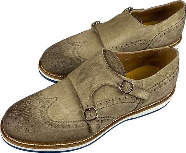 Scarpa uomo Doucal's - Doppia fibbia in pelle scamosciata con fiore in punta - Colore Beige in Loafer e mocassini Couture - Sestu, commercioVirtuoso.it