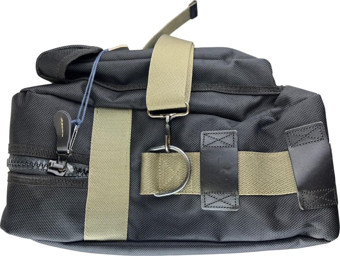 Borsa Tracolla Uomo Aeronautica Militare - Nero/Verde Militare con Zip in Borse a spalla Couture - Sestu, commercioVirtuoso.it