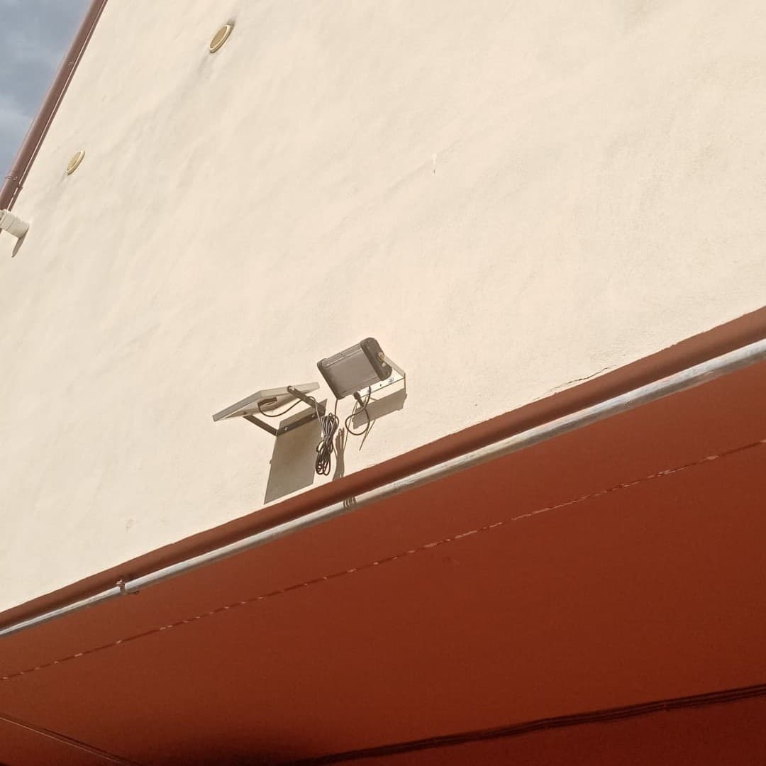 Alca Power lampada proiettore solare integrato da parete da 15W 3000 lumen - 2