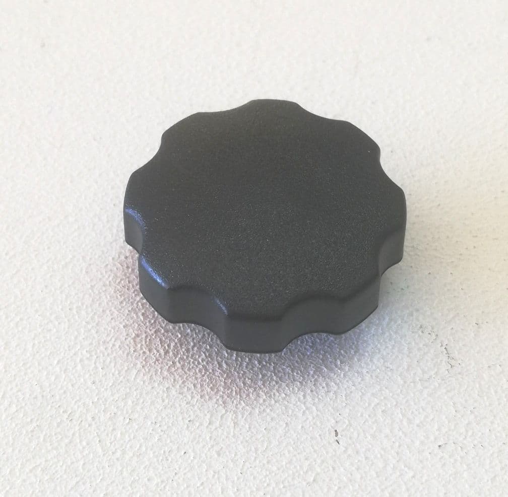 Volantino con bussola in ferro filettata M 10 x 50mm - 2pz - 2