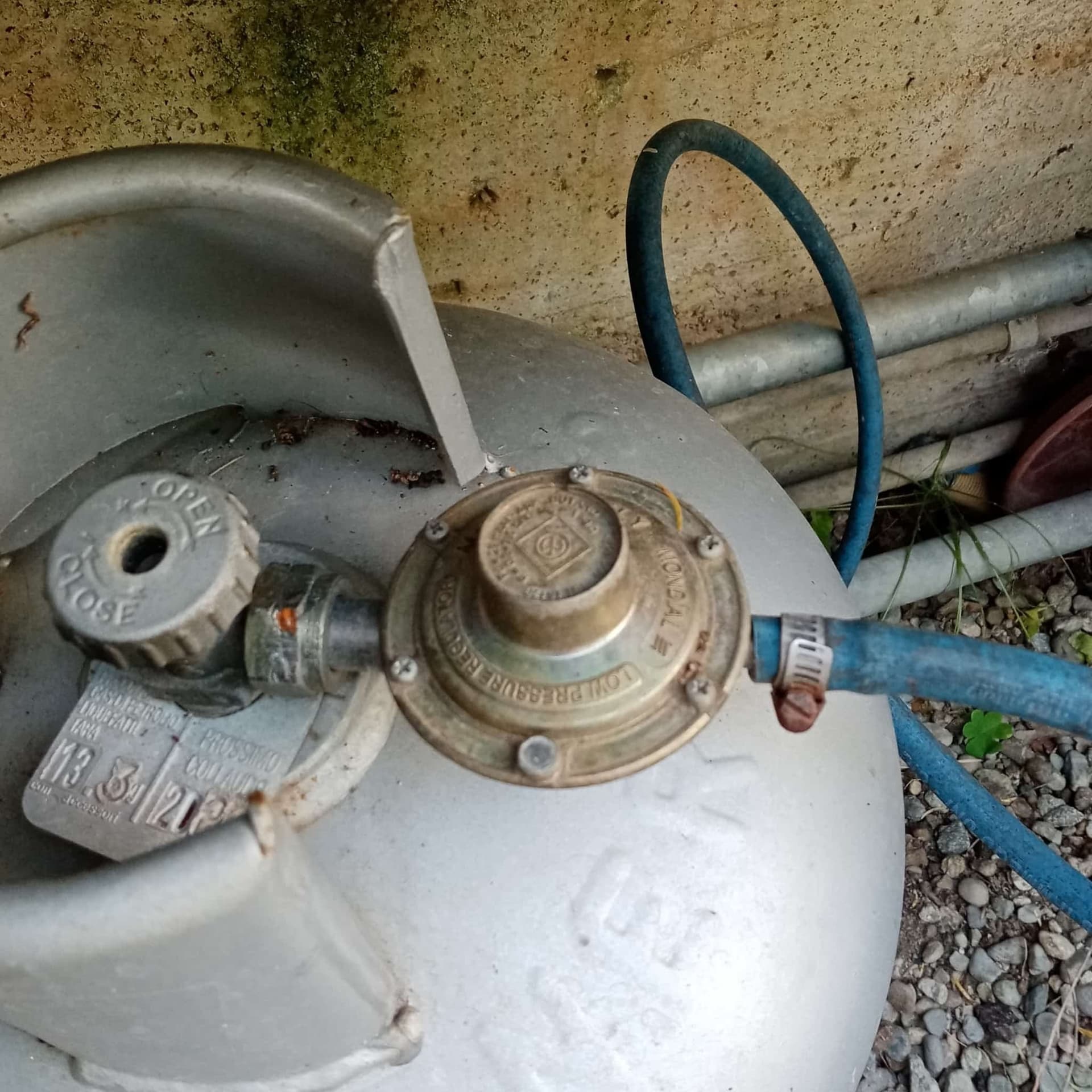 Regolatore da 1kg/h di portata massima riduttore regolabile per gas gpl - 4