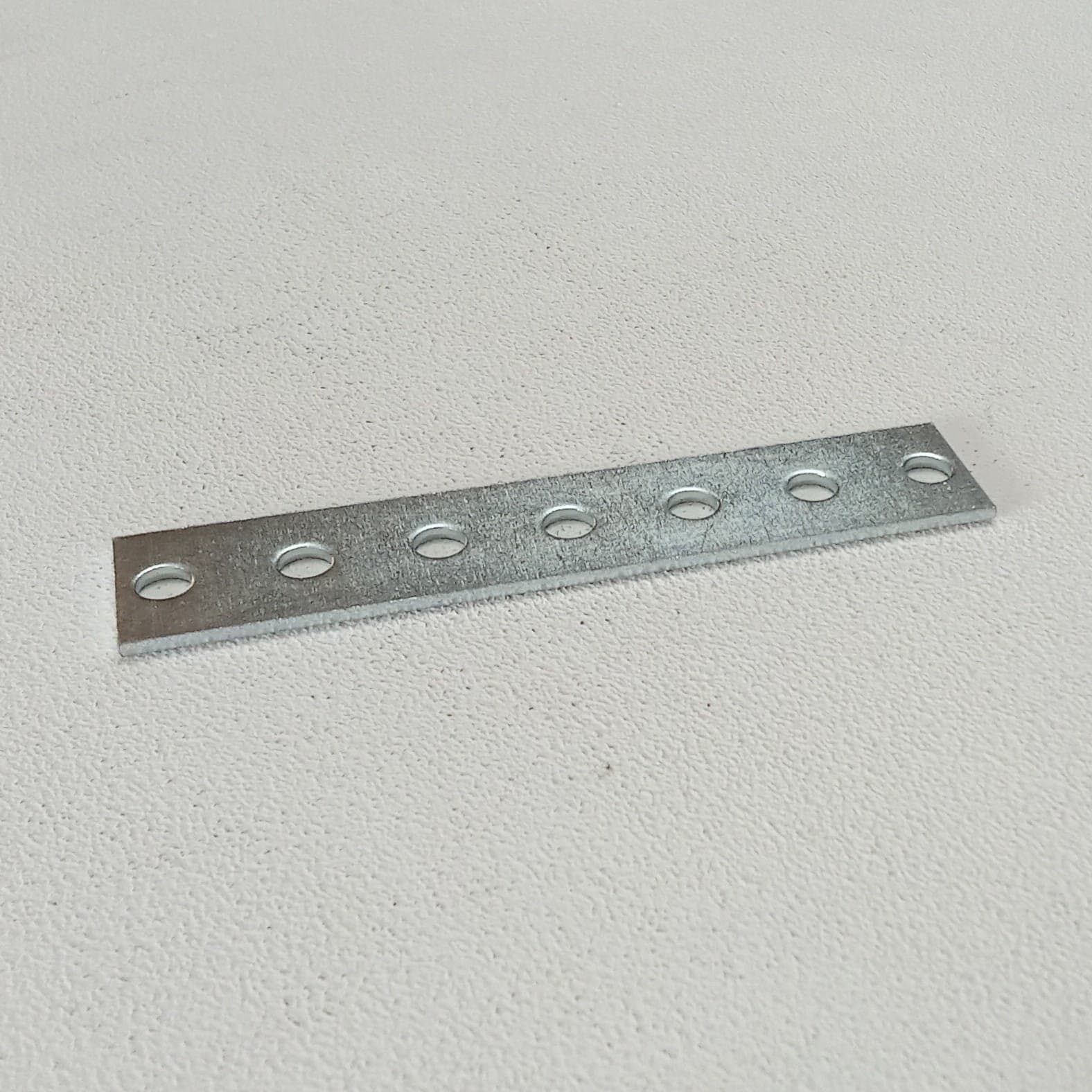 Piastrina forata rinforzata da 10cm - 3pz in Staffa Aloiserw.com - Altomonte, commercioVirtuoso.it
