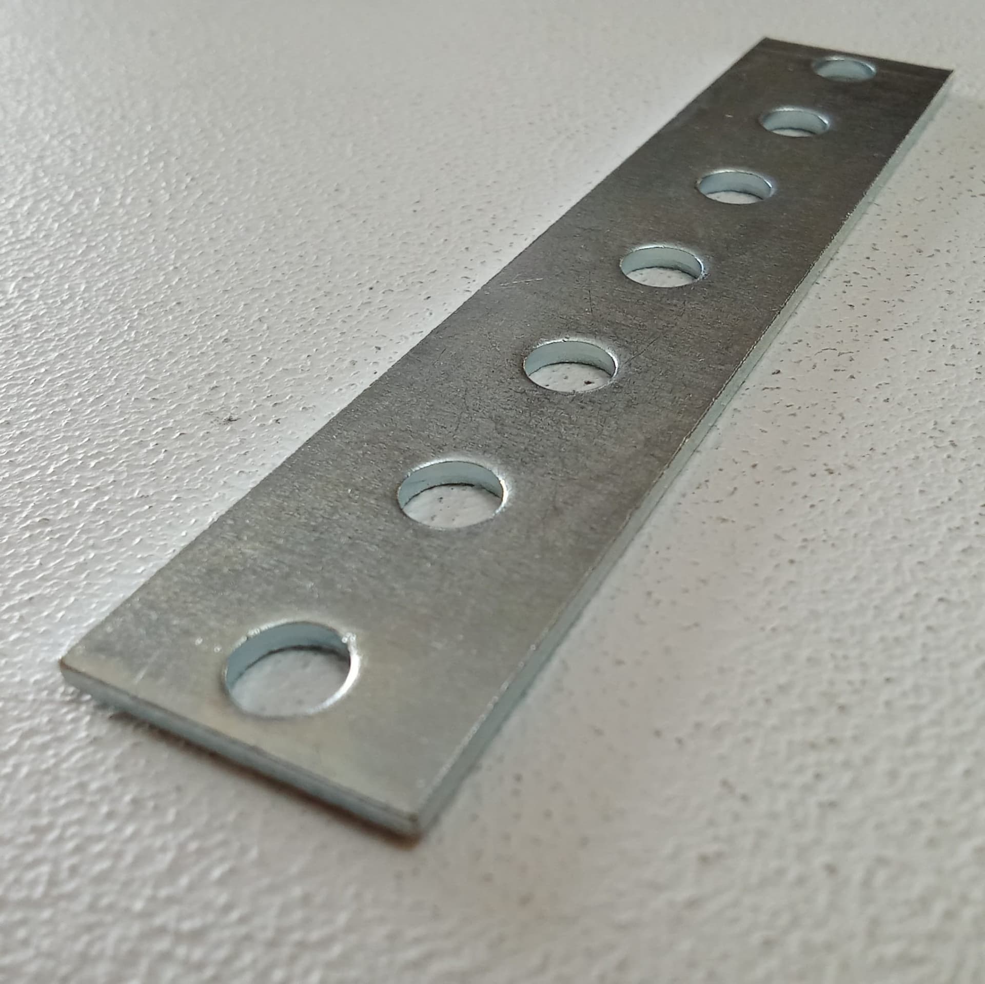 Piastrina forata rinforzata da 10cm - 3pz - 3