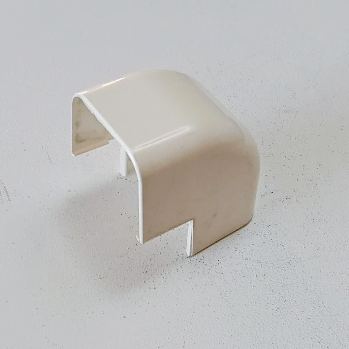 First profilfreddo angolo esterno per canalina 90X65mm in Canaline fili elettrici Aloiserw.com - Altomonte, commercioVirtuoso.it