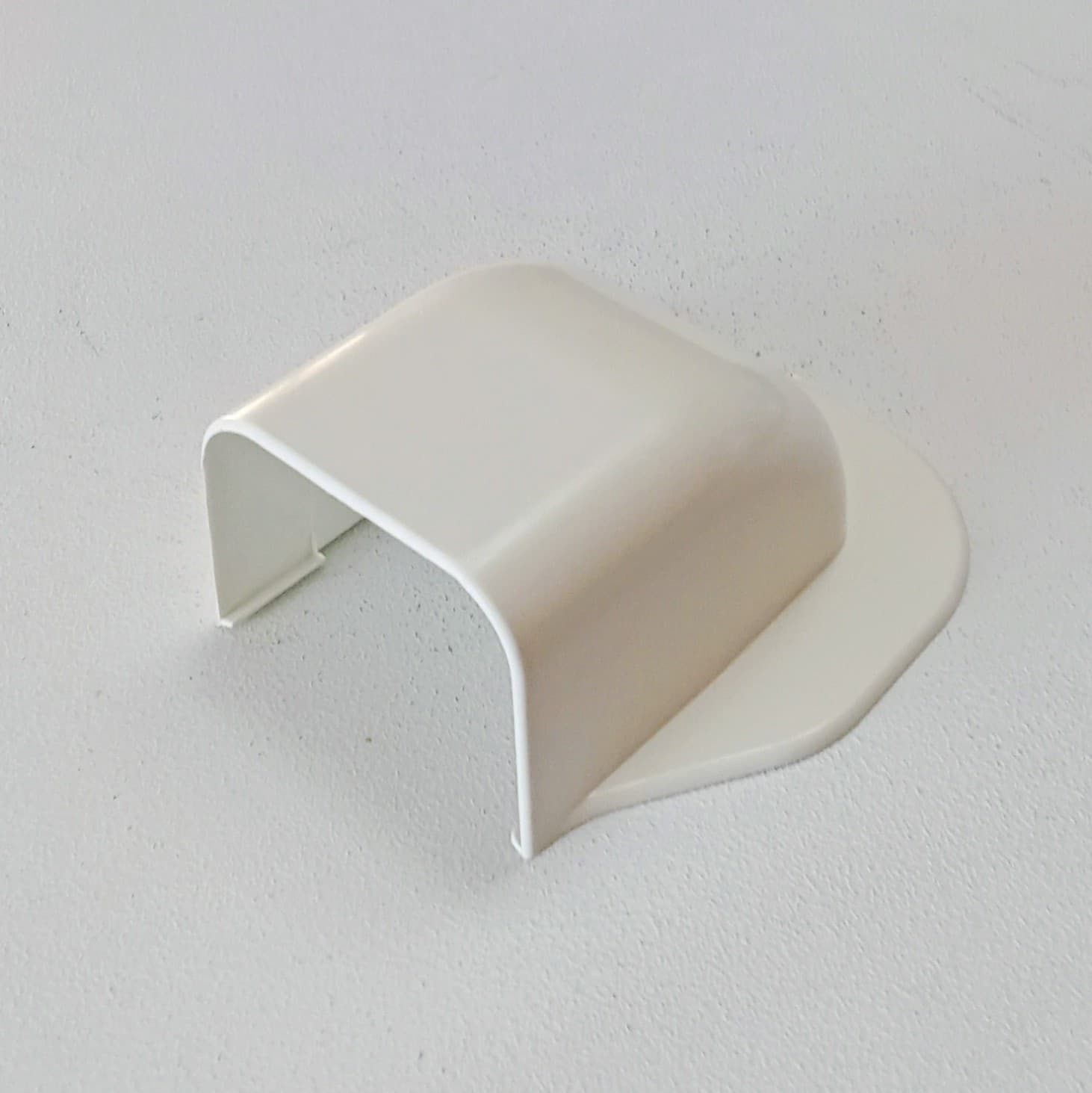 First profilfreddo curva a muro per canalina 65x50mm in Canalizzazioni Aloiserw.com - Altomonte, commercioVirtuoso.it