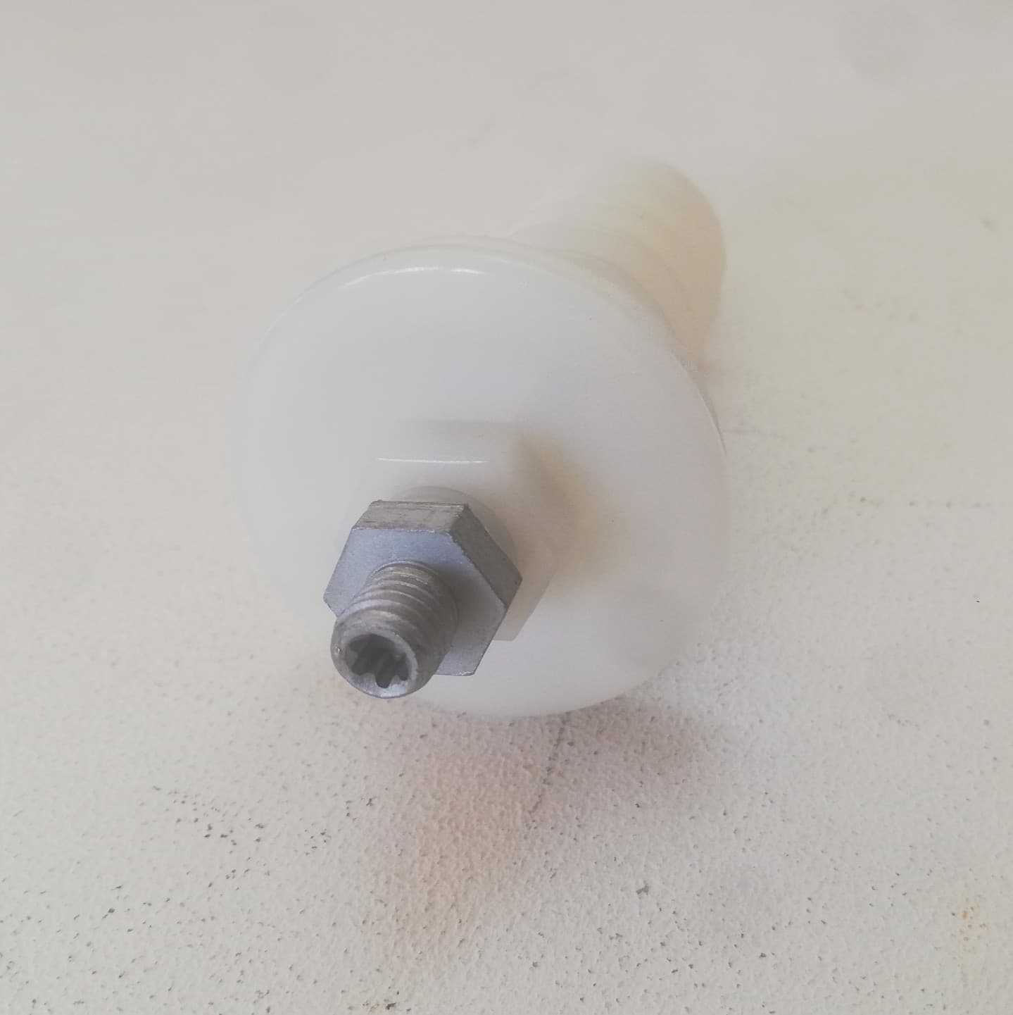 Tassello autoforante in nylon per pannelli isolanti con collare e vite TE - 4
