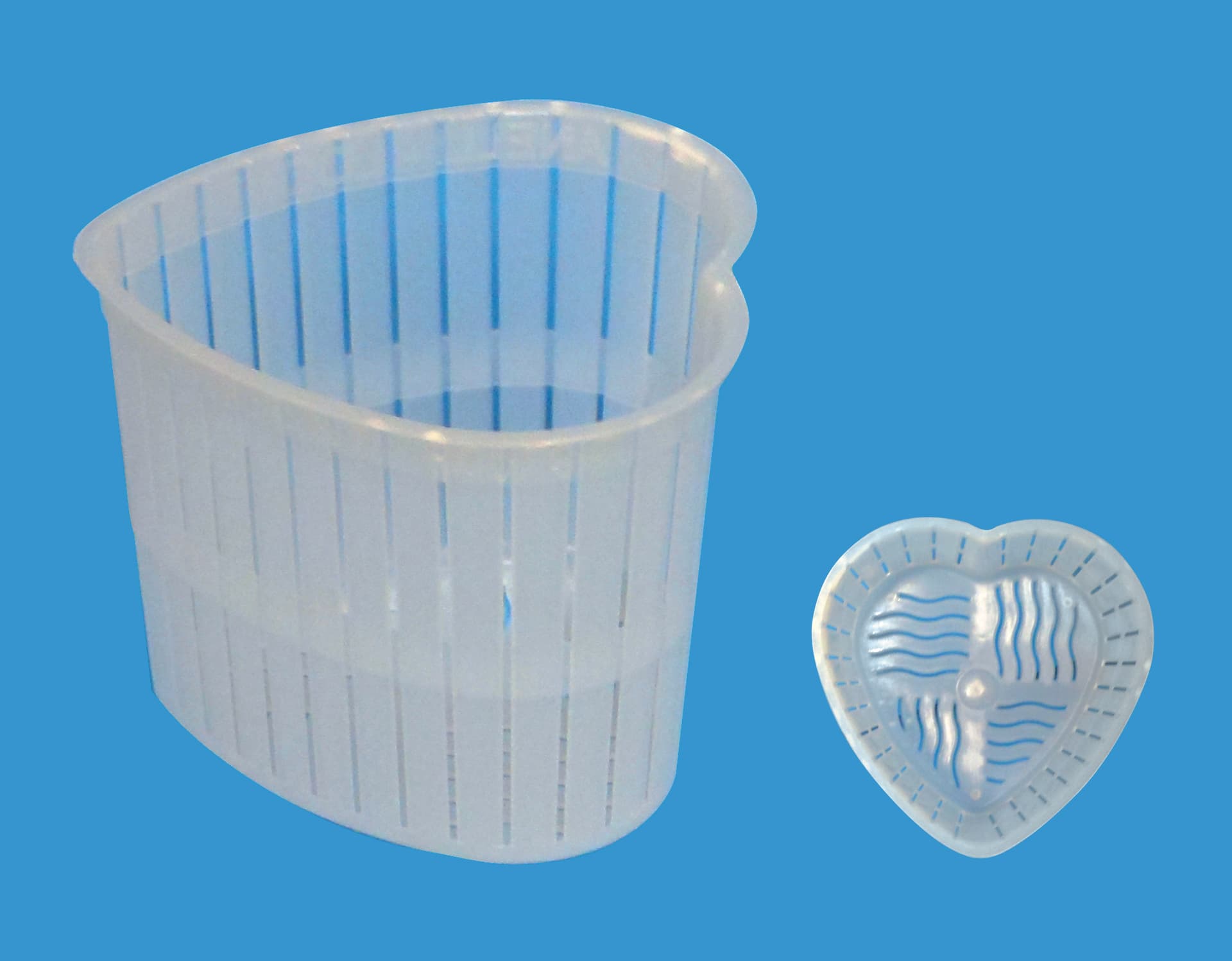Forma per Formaggio e Ricotta Cuore Ø Cm 6 x 6 5X5 H Capacità Gr. 80 500 - 2