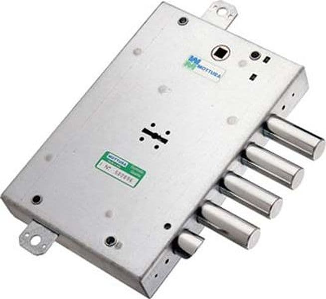 Serratura Metallo Applicare 52175 Mottura Dm M4 Tripl con Scr Ip.mm 28 E.mm
