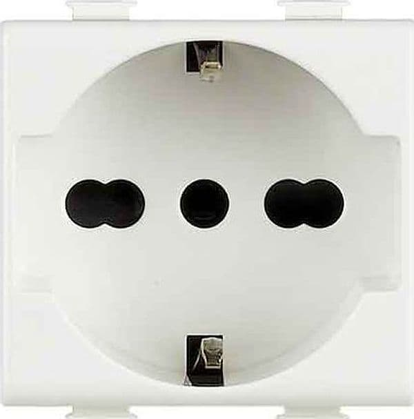 Presa Italiana Tedesca Matix Bticino 10 e 16 A 250V 2P con T Bianco