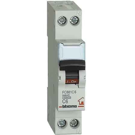 Interruttore Magnetotermico Compatto Bticino 1P con N Corrente 32A - 2