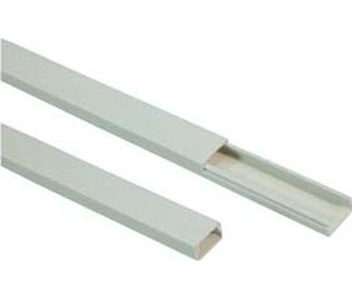 Canalina Bianca con Coperchio Avvolgente Non Adesiva 40 MMX25X200H 24 m - 2