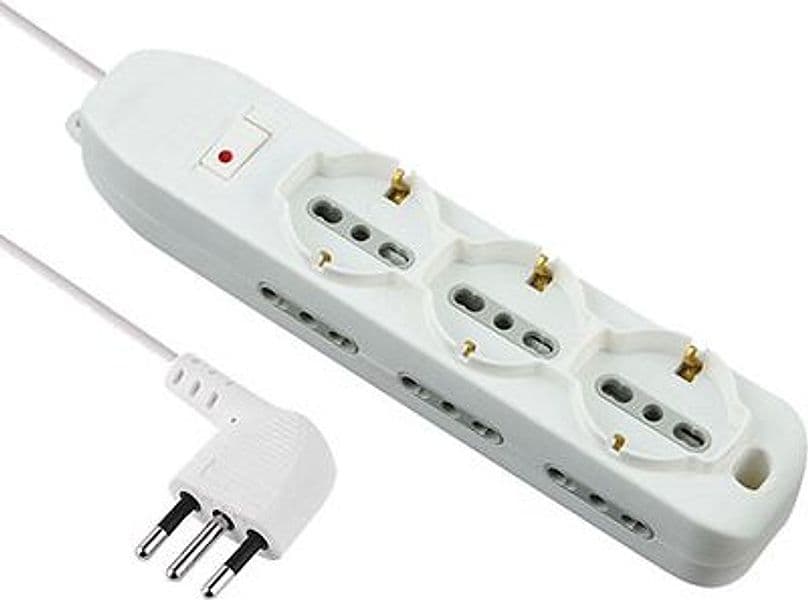 Multipresa Bipasso con Schuko con Termico Electraline Bianco Posti 9 2P
