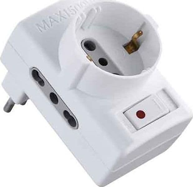 Adattatore Triplo con Interruttore Electraline Presa 10 e 16 A 2P con T