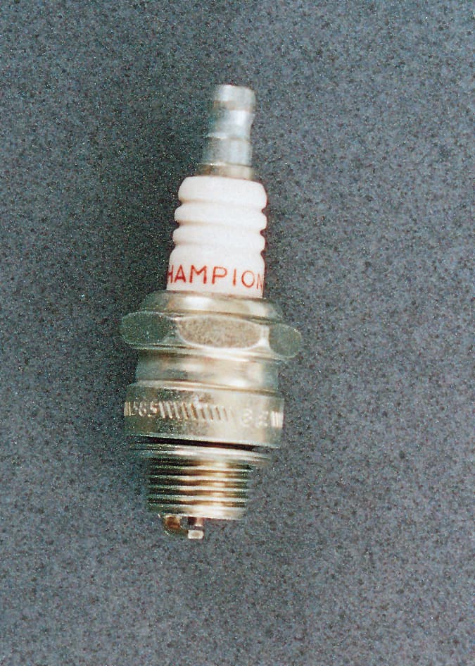Candela per Tosaerba Champion J17LM 3210062(J19 Ggp Italy - 2