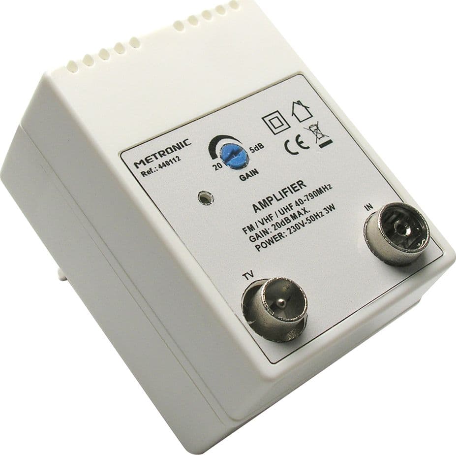 AMPLIFICATORE INTERNO 1 IN/1 OUT 1 ingresso FM/UHF/VHF - 1 uscita TV  - METRONIC