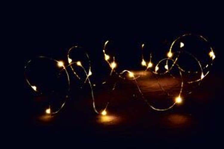 Catena Luminosa a Batteria 100 Gocce LED Bia Caldo 24 Pezzi - 2