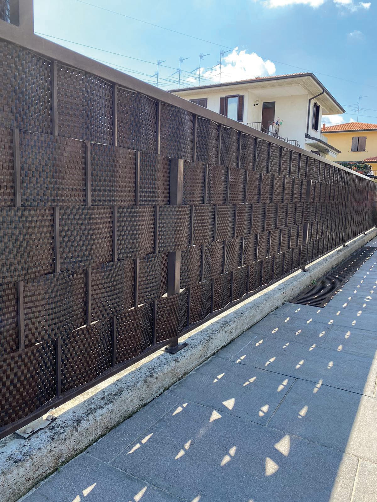 Striscia Frangivista in Tecno Rattan Cm 19 x 204 Colore Testa di Moro - 2