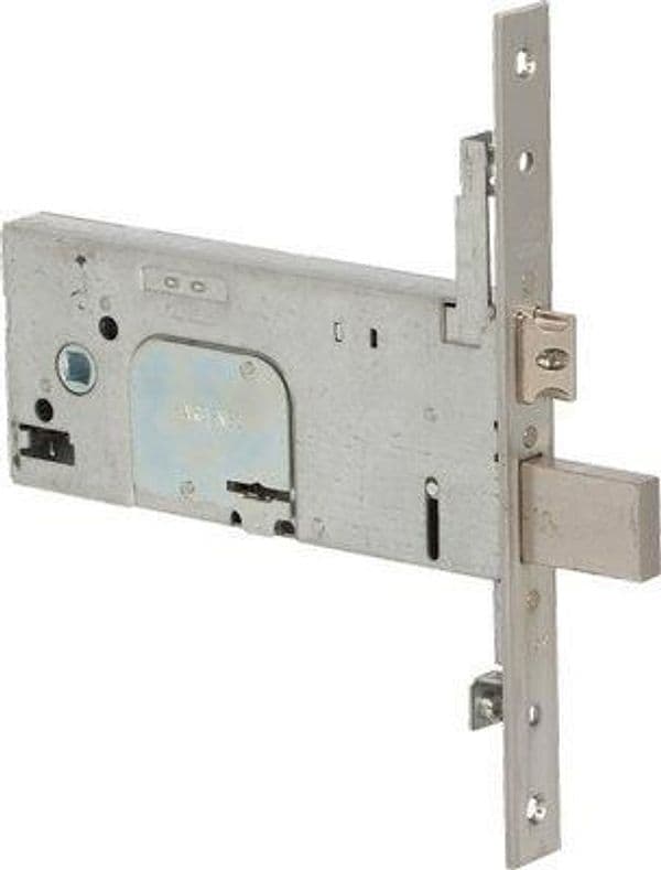 Serratura Metallo Infilare 57357 Cisa B.q Zin F.mm 22 Dm M4 Tripl 8211371