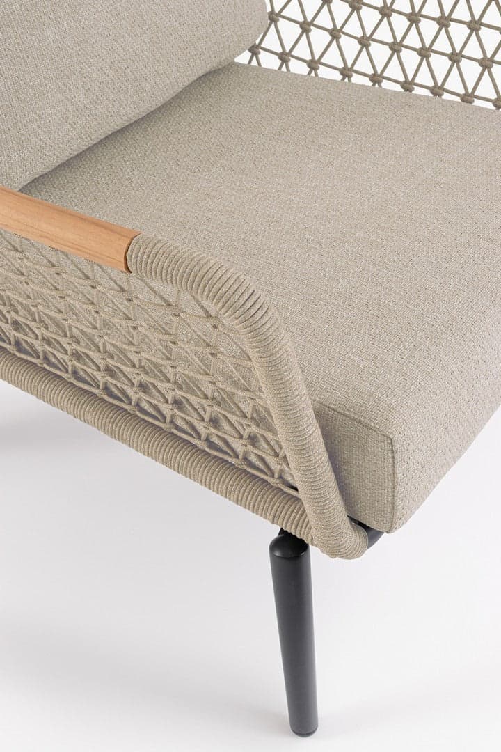 Poltrona "Eulero" struttura in alluminio, con cuscini sfoderabili con tessuto idrorepellente olefin in Poltrone Decor Space - Altamura, commercioVirtuoso.it