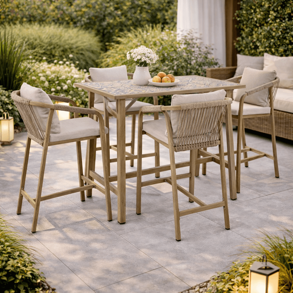 Set salotto "Kalimera" tavolo da bar + 4 sgabelli, per arredo giardino in Set di mobili Decor Space - Altamura, commercioVirtuoso.it