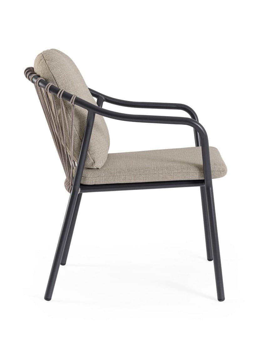 Sedia "Edvige" con braccioli e struttura in alluminio, con intreccio in corda, ideale per interno ed esterno in Sedie per tavolo da giardino Decor Space - Altamura, commercioVirtuoso.it