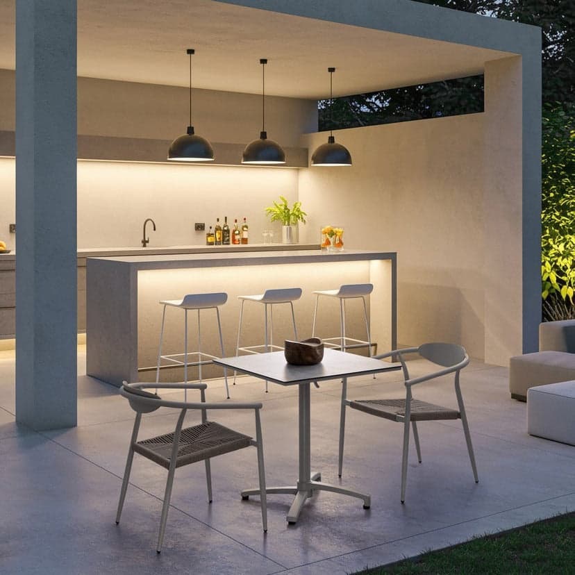 Sedia "Linares" struttura in alluminio, con seduta in fibra sintetica, per interni ed esterni in Sedie per tavolo da giardino Decor Space - Altamura, commercioVirtuoso.it