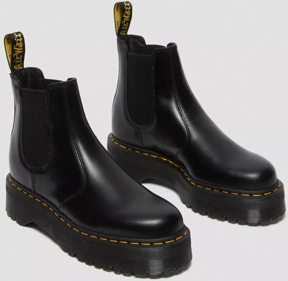 DR MARTENS BEATLES PLATFORM in Stivali Bilello Shop - San Giovanni in Fiore, commercioVirtuoso.it