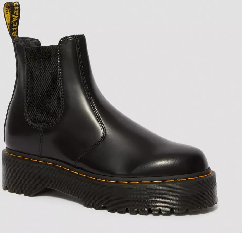 DR MARTENS BEATLES PLATFORM in Stivali Bilello Shop - San Giovanni in Fiore, commercioVirtuoso.it