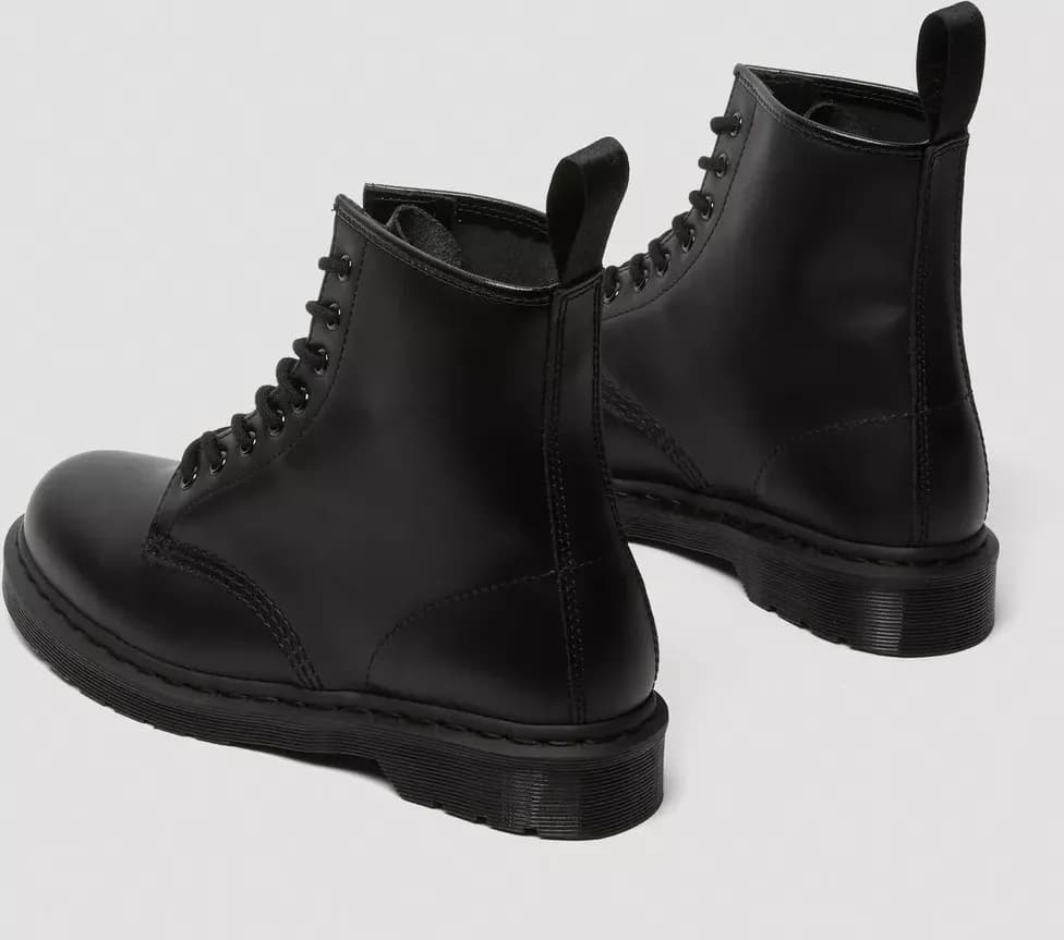 DR MARTENS ANFIBIO in Stivali Bilello Shop - San Giovanni in Fiore, commercioVirtuoso.it