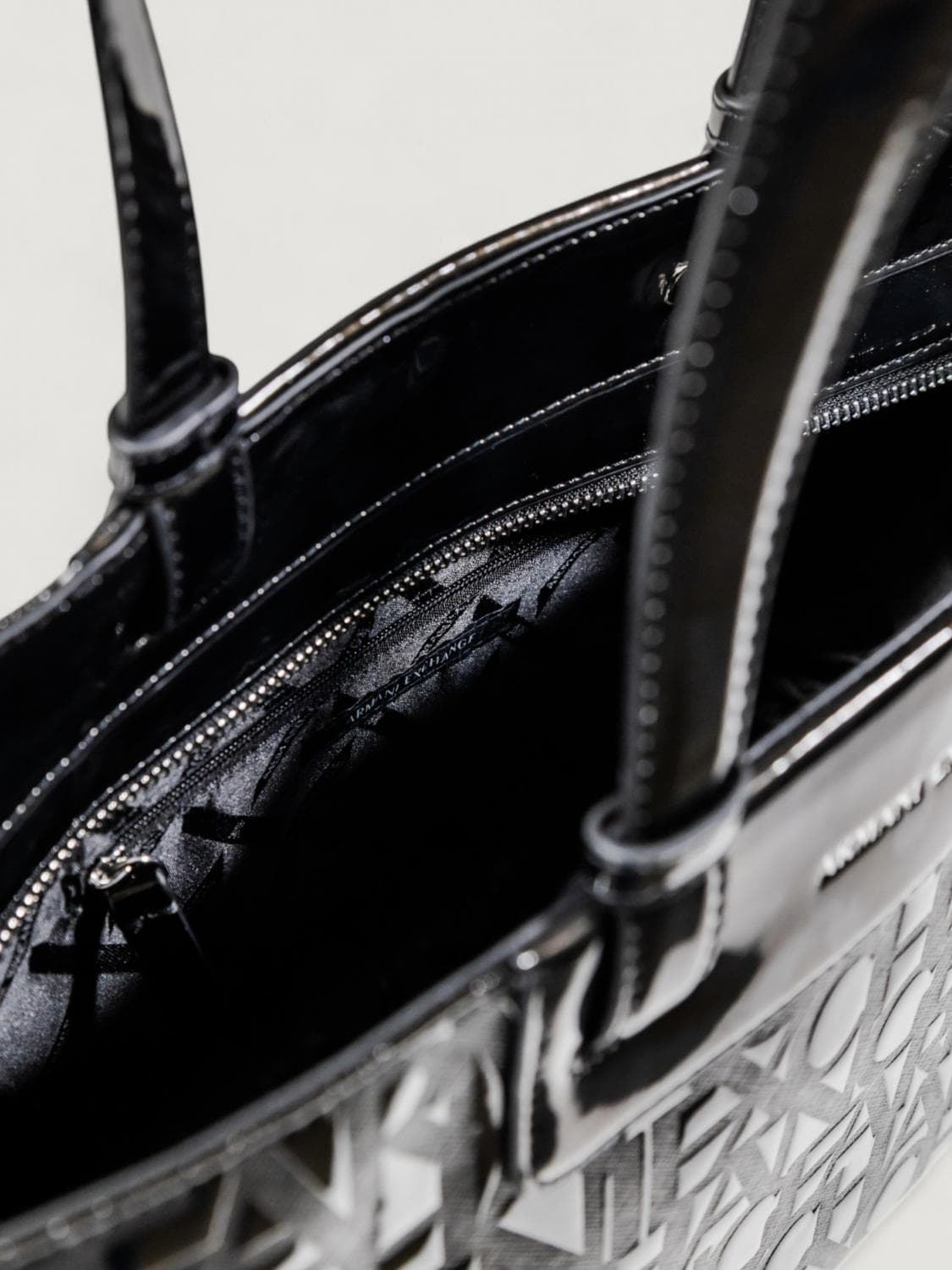 ARMANI EXCHANGE Shopping Black art. XW001481AF17290 in Borse Tote Bilello Shop - San Giovanni in Fiore, commercioVirtuoso.it