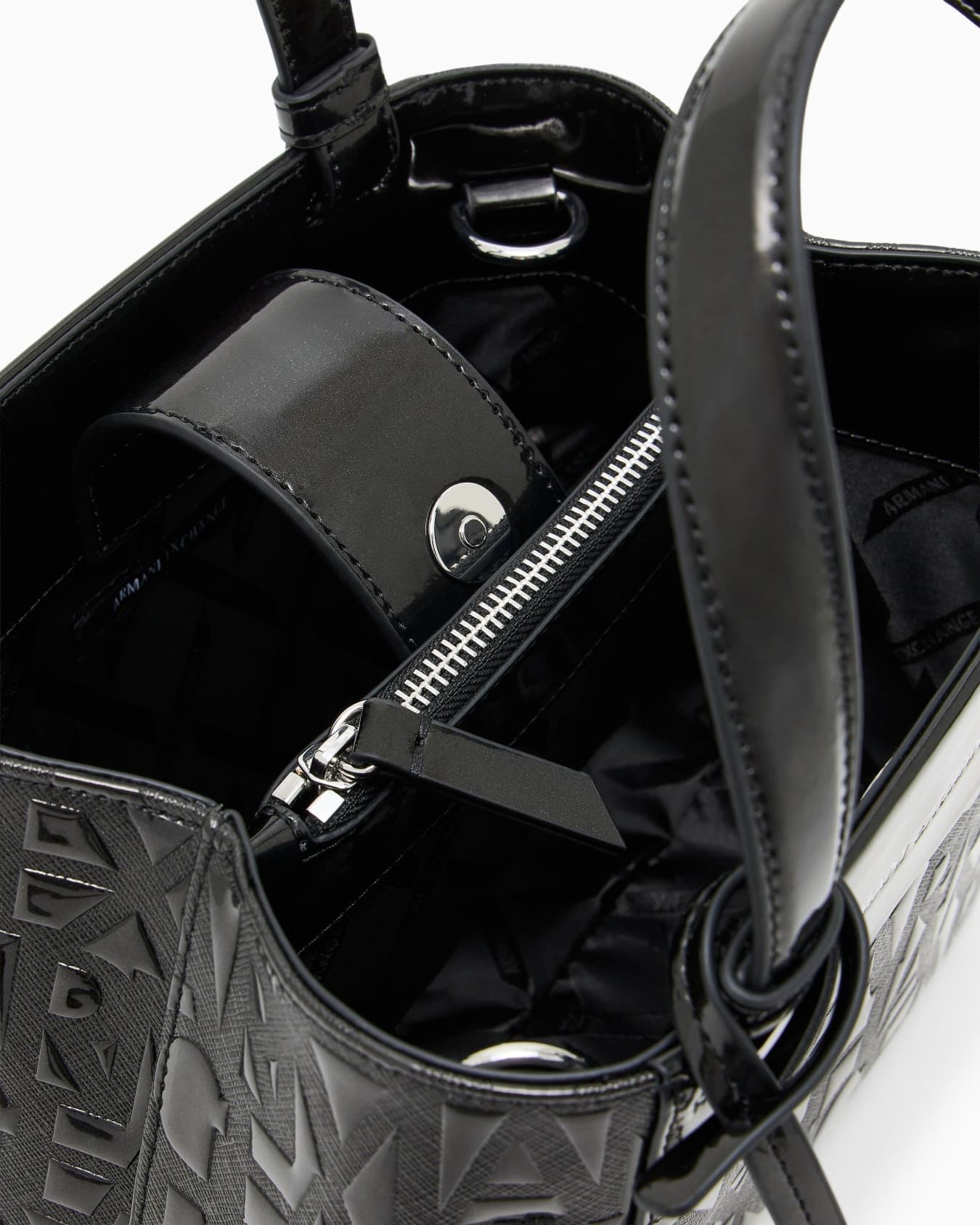 ARMANI EXCHANGE Shopping Black art. XW001576 in Borse a spalla Bilello Shop - San Giovanni in Fiore, commercioVirtuoso.it